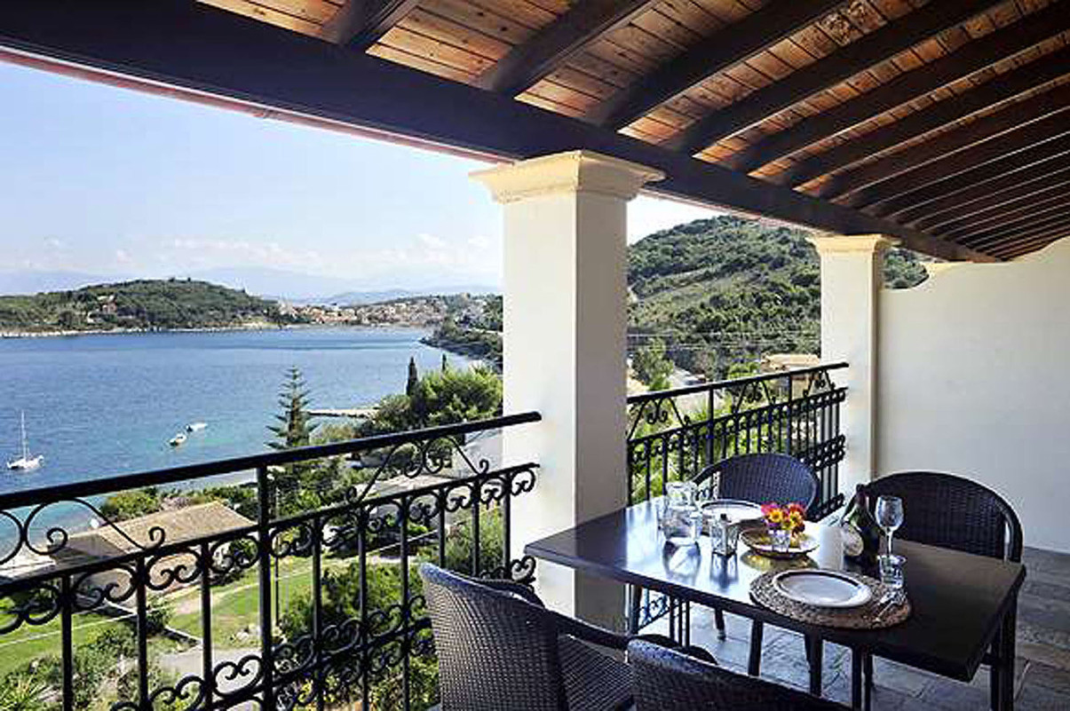 Dimitrios Apartments
