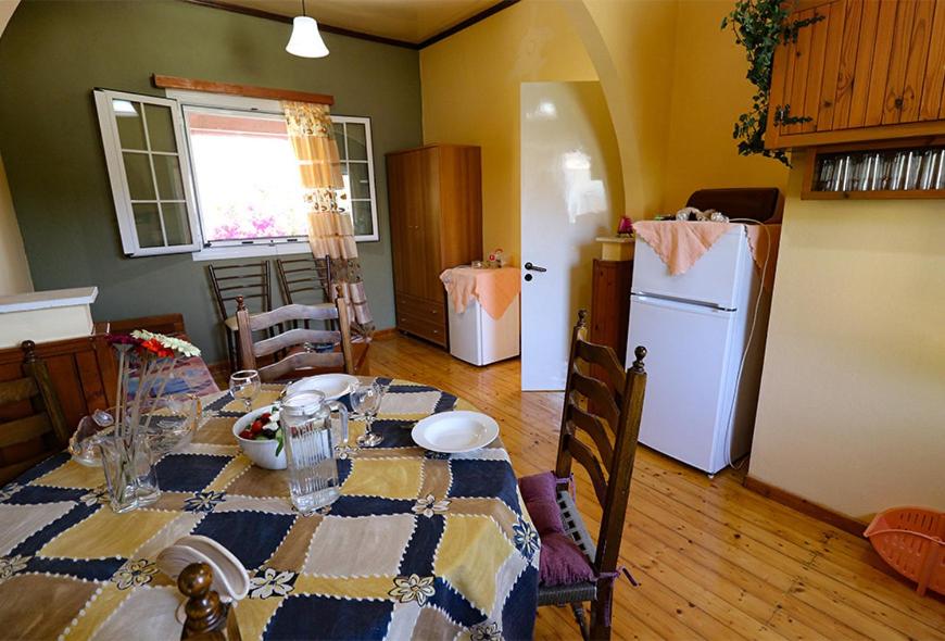 Antigone Apartments
