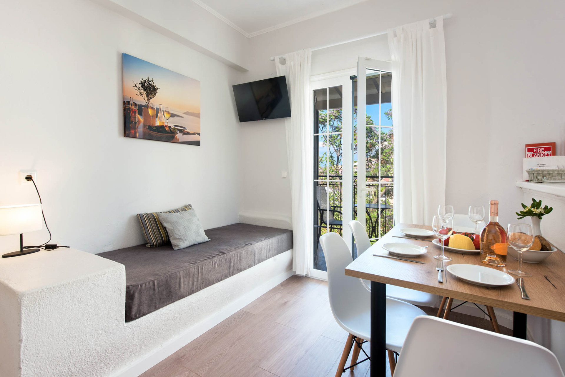 Balaris Apartments