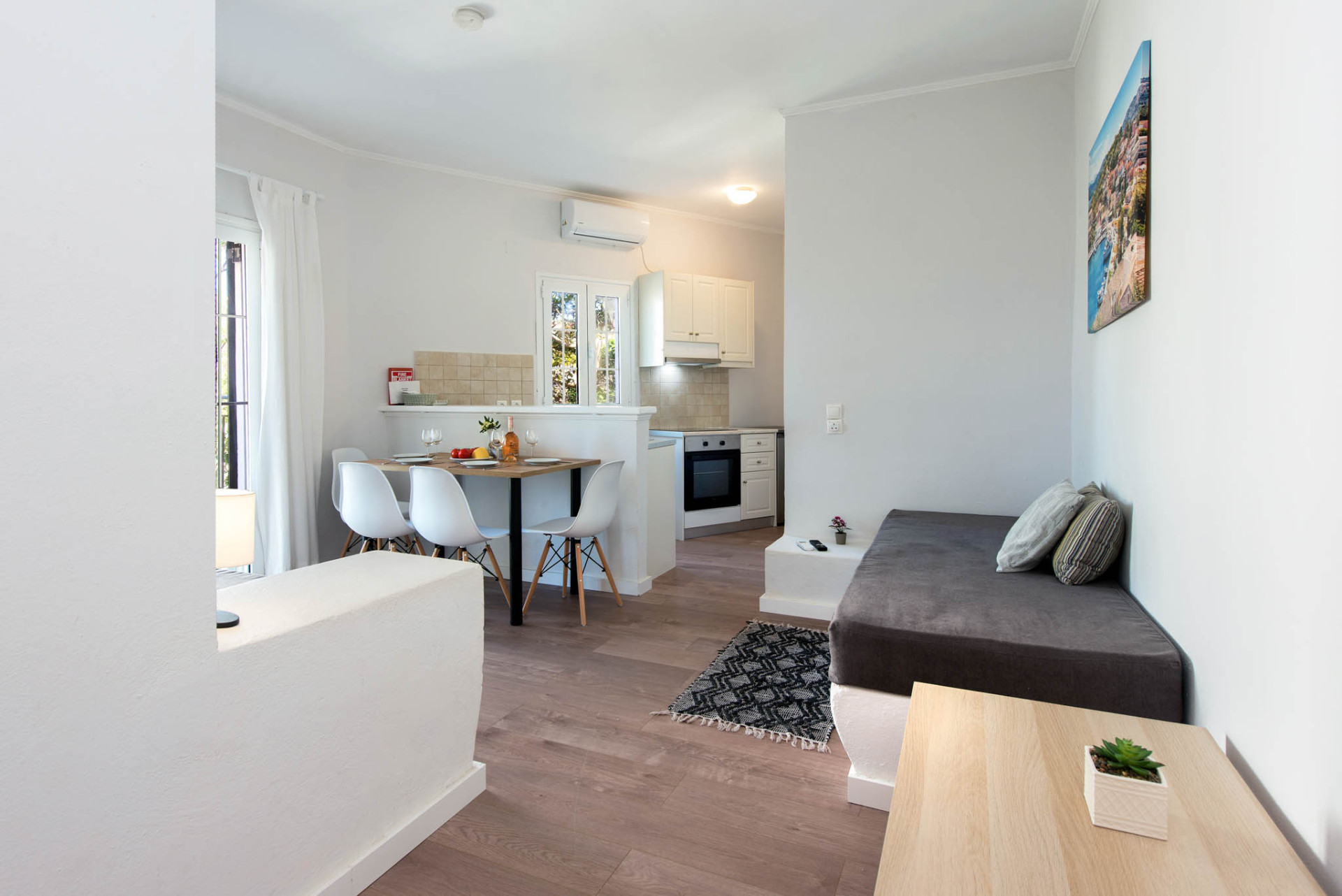 Balaris Apartments
